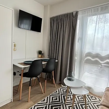 Le Pixie Modern Easy Airport Access Apartament