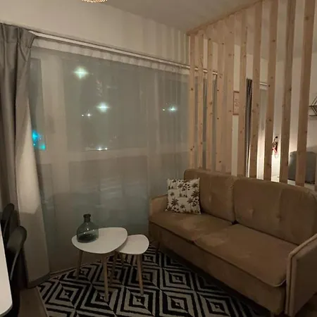 Le Pixie Modern Easy Airport Access Apartament *